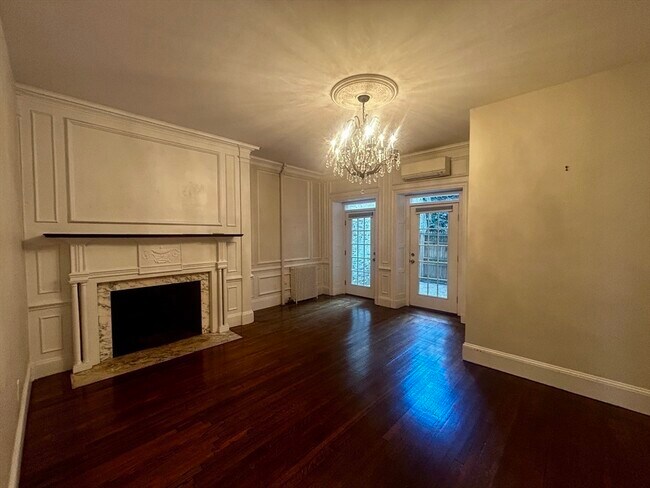 Building Photo - 81 Mt Vernon St