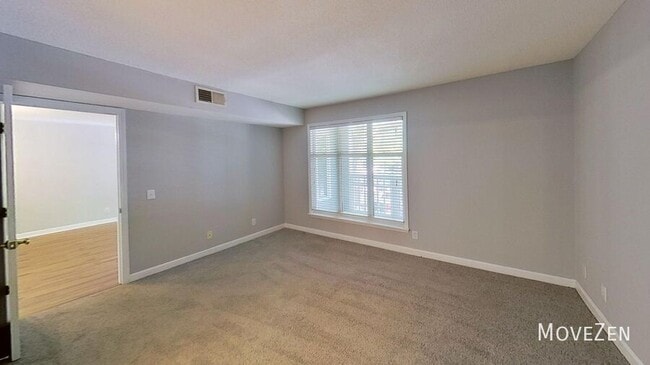 Building Photo - 1221 Westview Ln