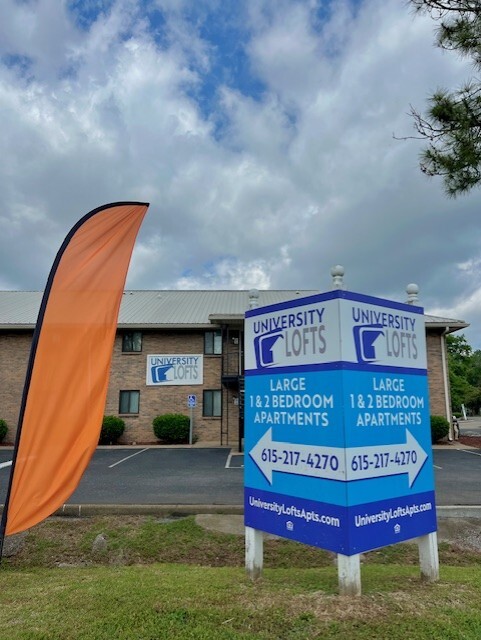 Building Photo - University Lofts