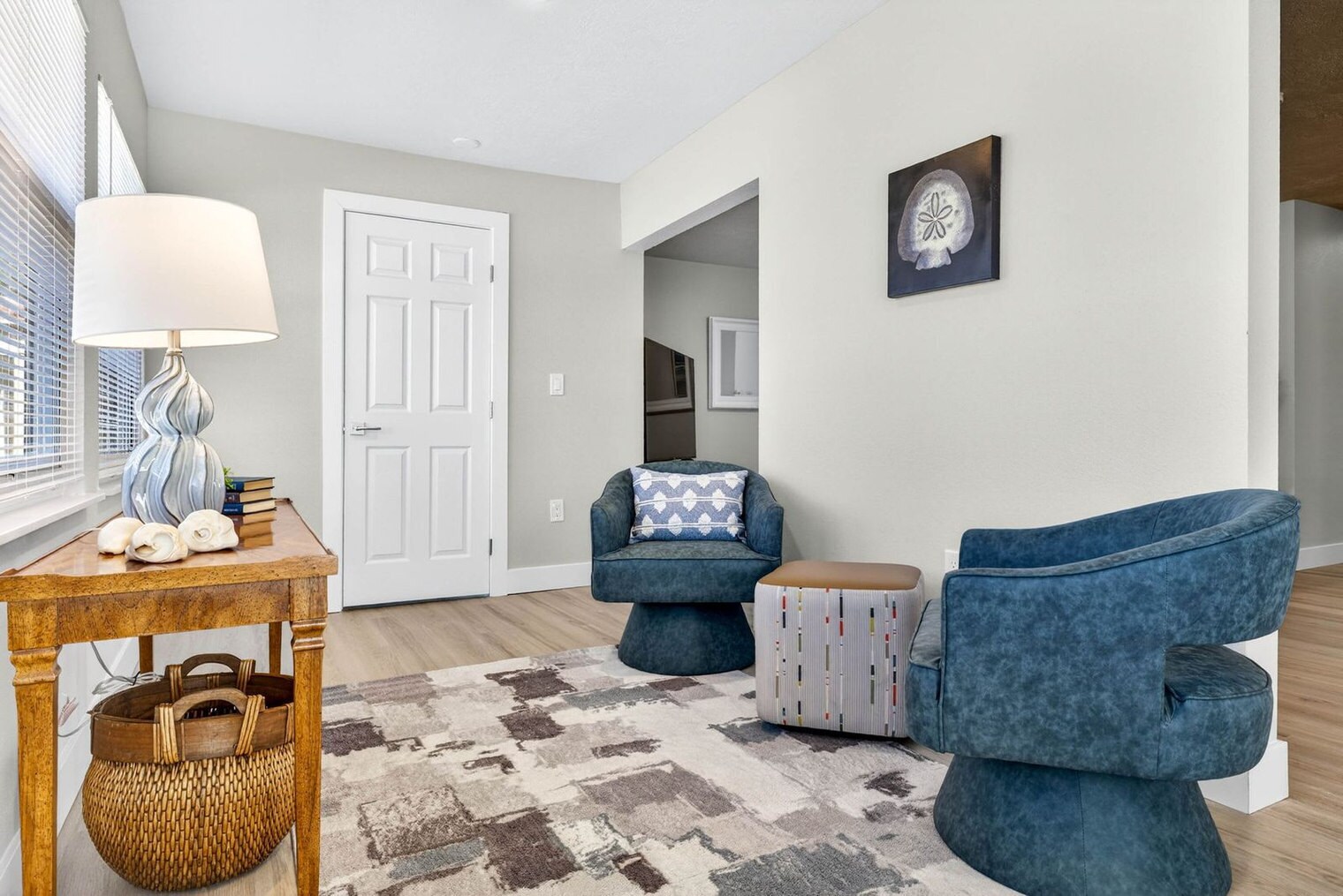 Building Photo - 153 Vista Hermosa Cir