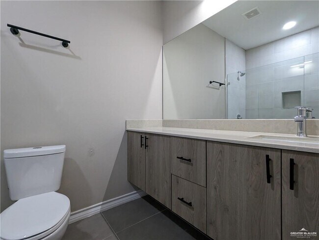 Building Photo - 12 Puffin Ave