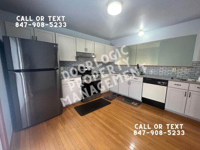 Building Photo - 965 Amberwood Pl