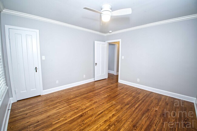 Building Photo - 1347 S Indianapolis Ave