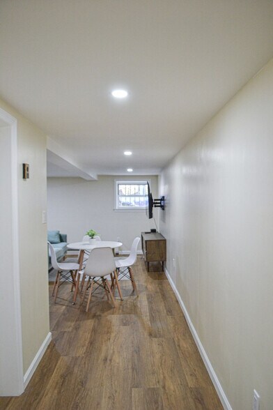 Building Photo - 4105 Fort Hamilton Pkwy