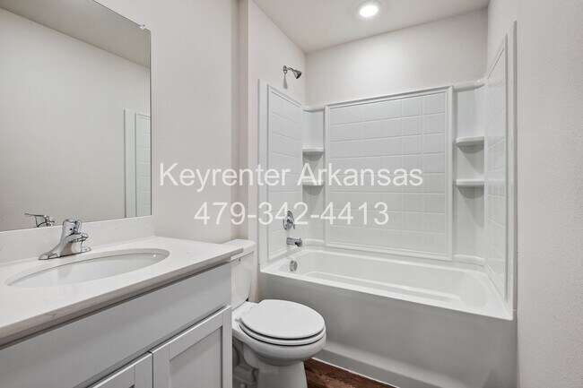 Building Photo - Gorgeous Home in Gentry!