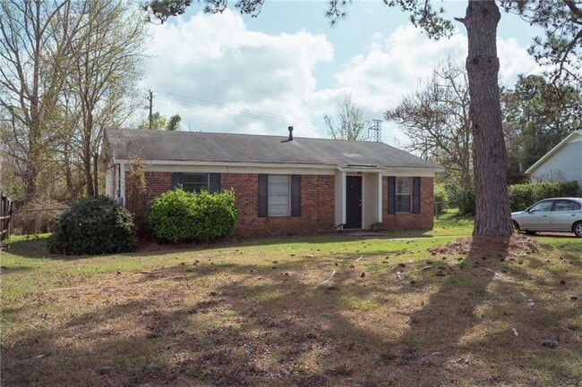 Primary Photo - 9801 Trailwood Dr S