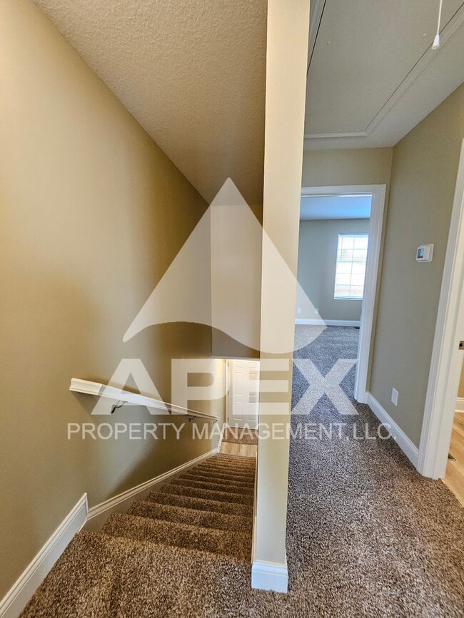 Building Photo - AVALON TOWNHOMES – BRAND NEW 2 Bd/2.5 Ba T...
