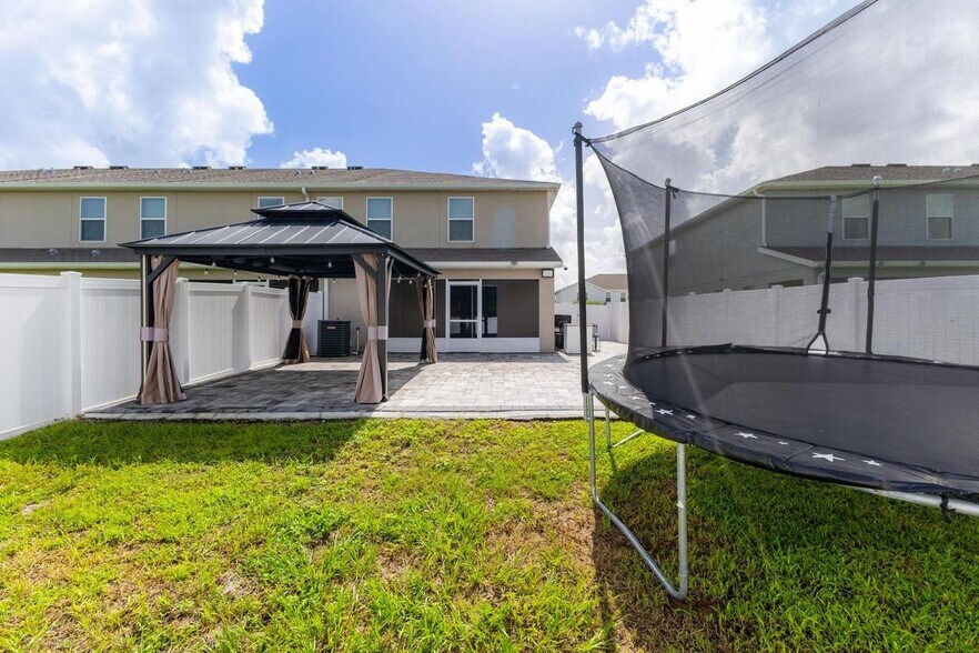 Building Photo - 2942 Fieldwood Cir