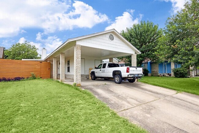 Building Photo - 3609 Leafield Dr