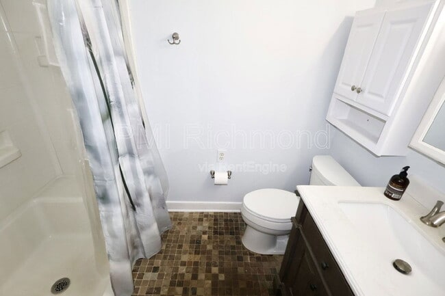 Building Photo - 10307 Redbridge Rd