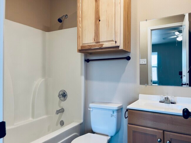 Building Photo - 2419 N Ave N