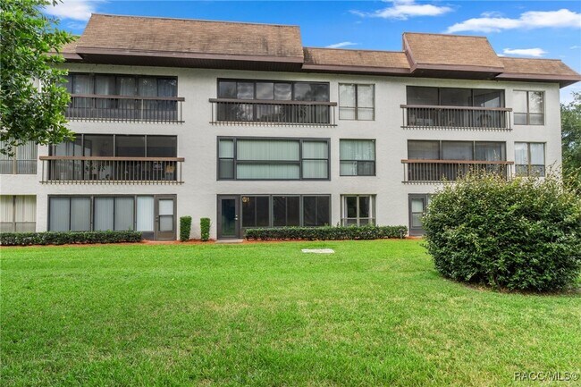 Building Photo - 5 Cypress Run