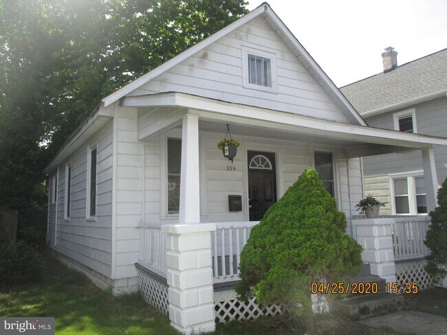 Building Photo - 334 N Governors Ave