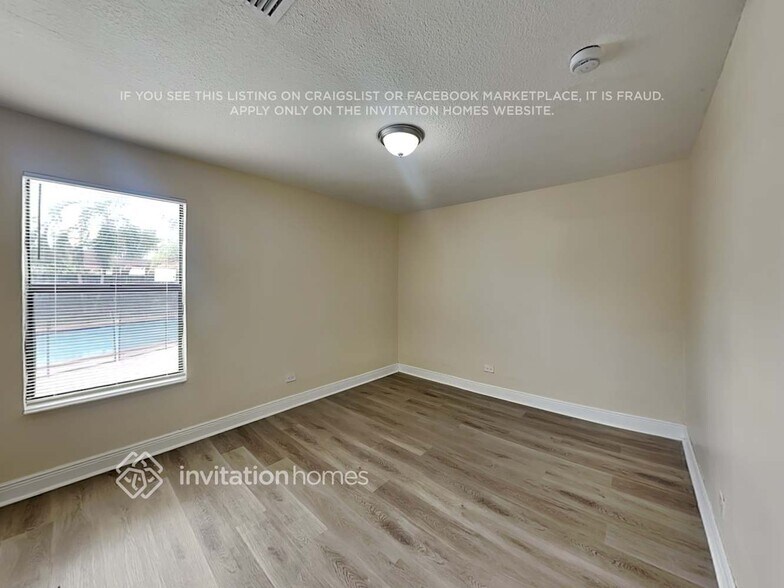 Building Photo - 14730 SW 158th St