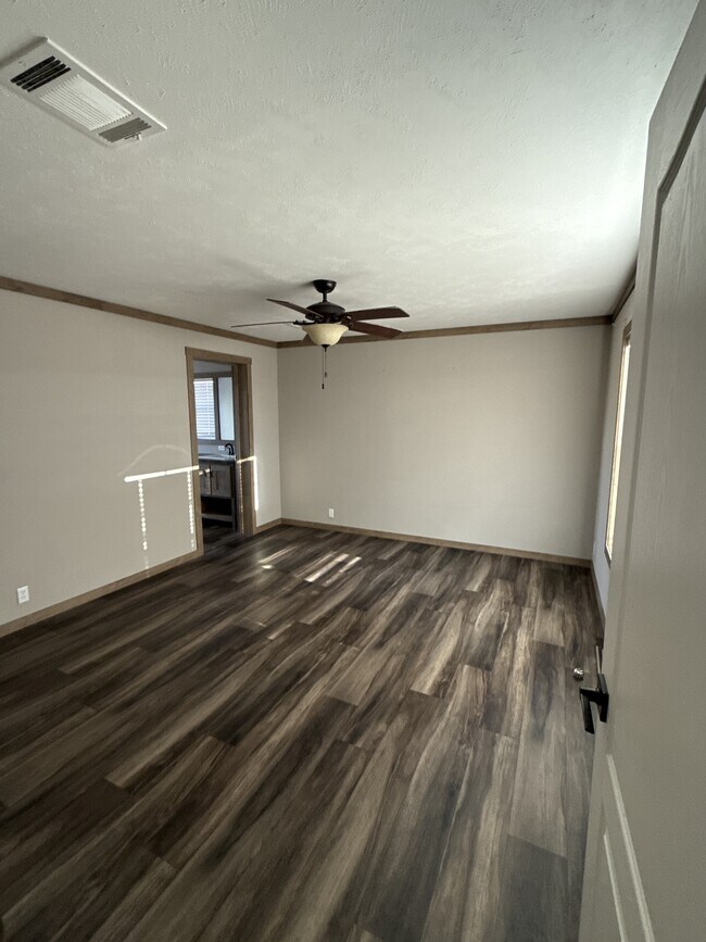 Building Photo - 260 Co Rd 1220