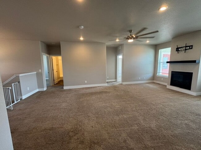 Building Photo - 1333 Alyssa Way