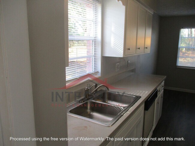 Building Photo - 3 Bed/ 2 Bath in Orange Park, FL
