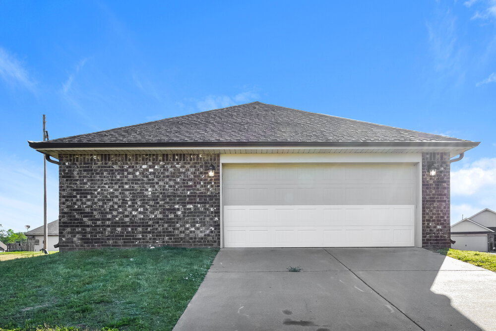 Building Photo - 8759 Kimberly Dawn Dr