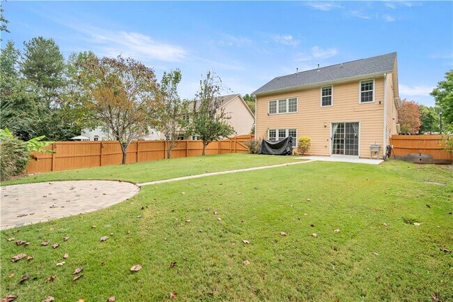 Building Photo - 3370 Palm Cir