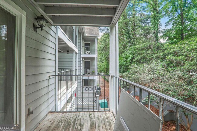 Building Photo - 432 Granville Ct