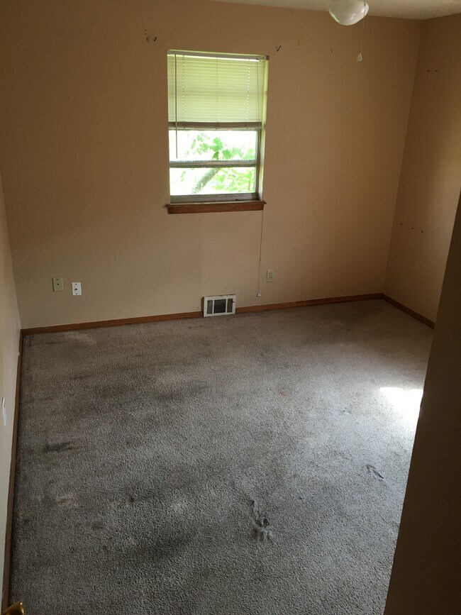 Bedroom 3 - 1017 SW 67th St