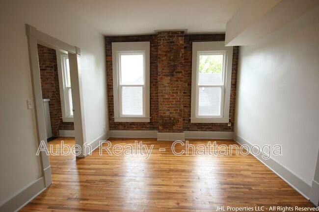 Building Photo - 1203 Peachtree St