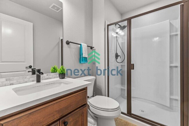 Building Photo - Spacious 4-Bed, 4-Bath Retreat in Sammamish – 3300 Sq Ft of Comfort and Style!