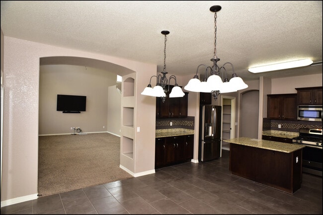 Building Photo - 13239 Emerald Isle St