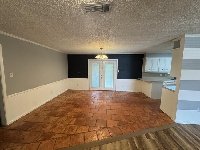 Building Photo - 5215 25th St