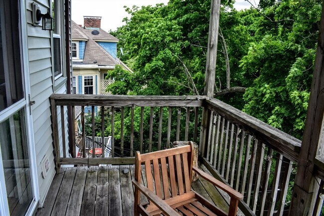 Building Photo - 43 Oakview Terrace