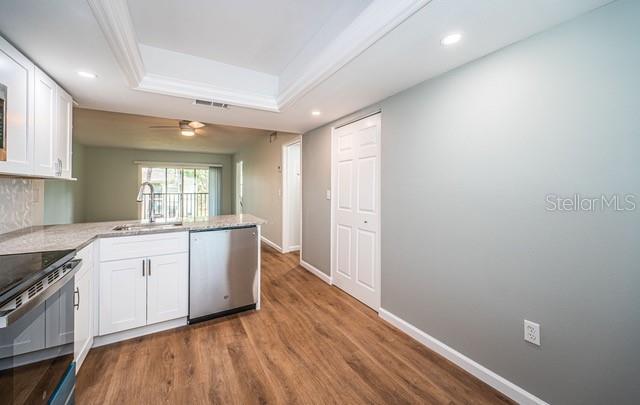 Building Photo - 416 Meadow Ln