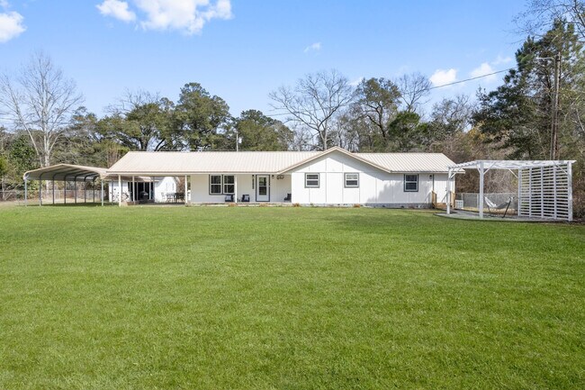 Building Photo - 10104 Johns Bayou Rd