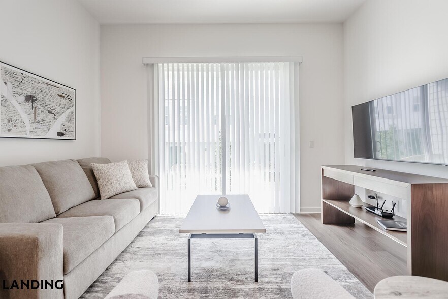 Building Photo - 515 Corso Ln