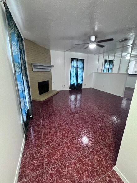 Entry way - 4023 Springmeadows St