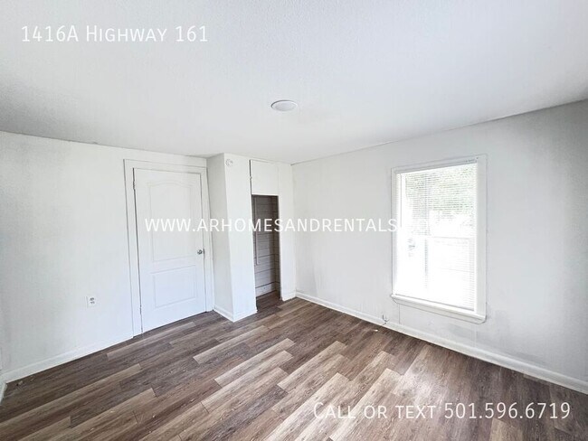 Building Photo - 1416 AR-161