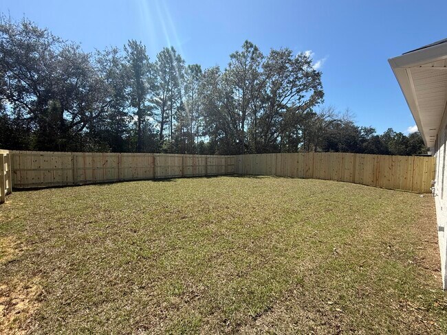 Building Photo - 6637 Water St