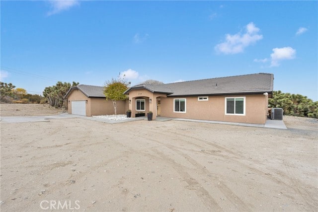 Building Photo - 2128 Pheasant Rd
