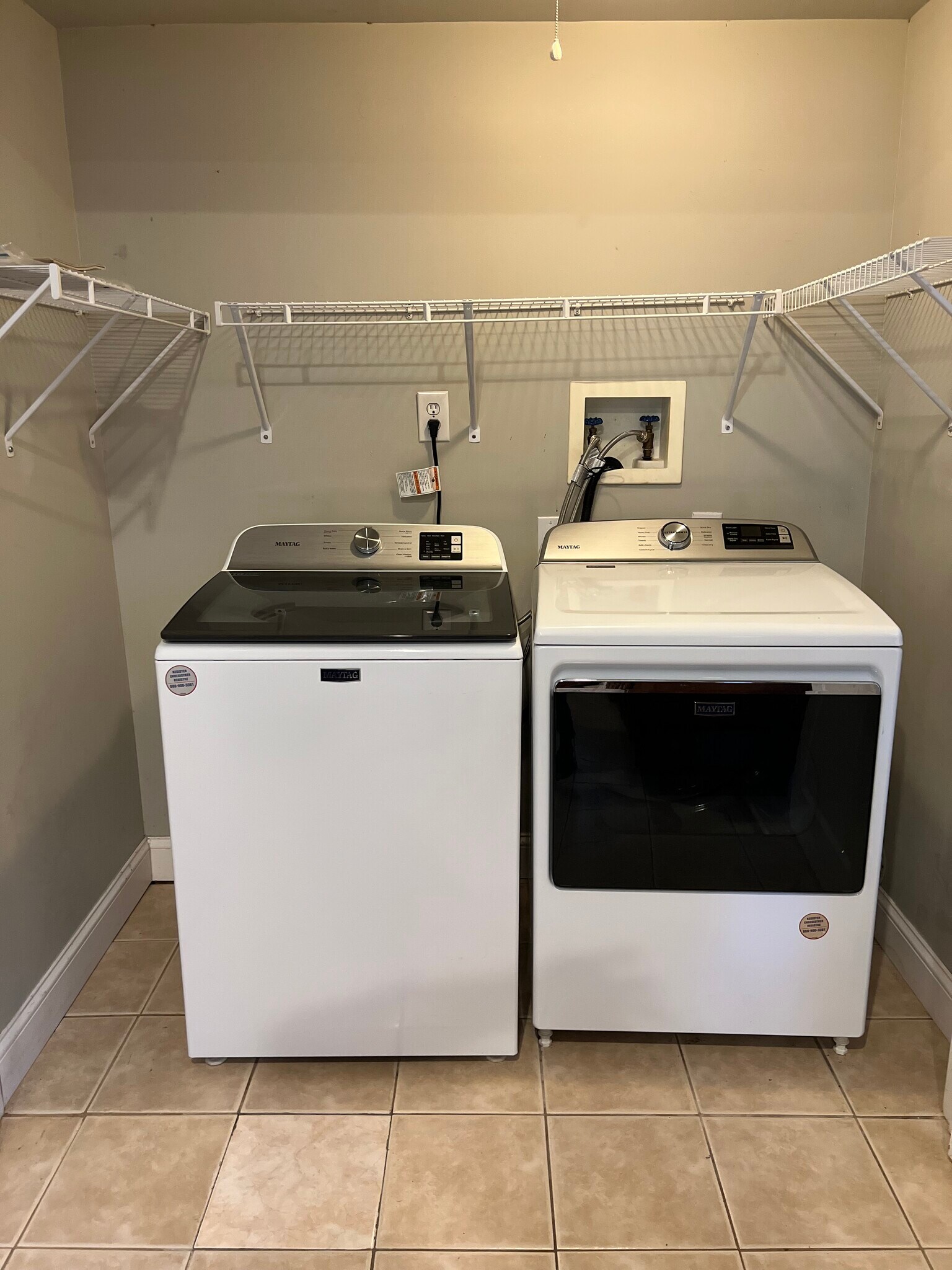 Building Photo - 22 Andrews St