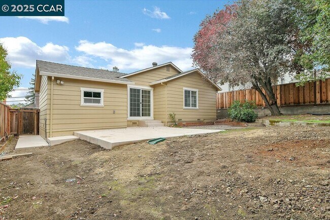 Building Photo - 1830 Pine St