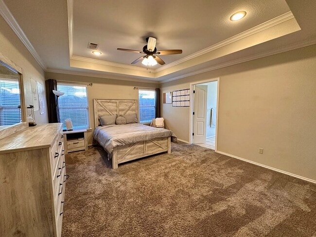 Building Photo - 5205 Greathouse Ave