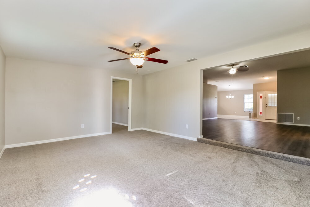 Building Photo - 8012 Cameron Cay Ct
