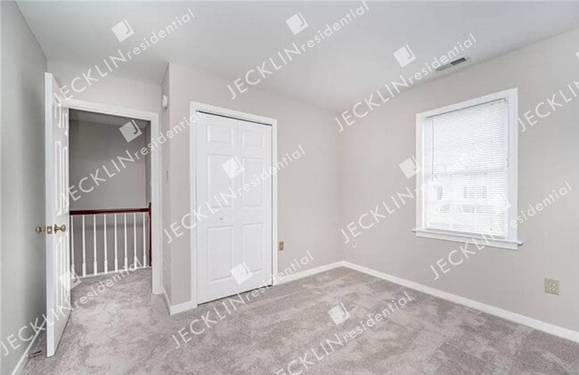 Building Photo - 3325 Pemberton Creek Ct