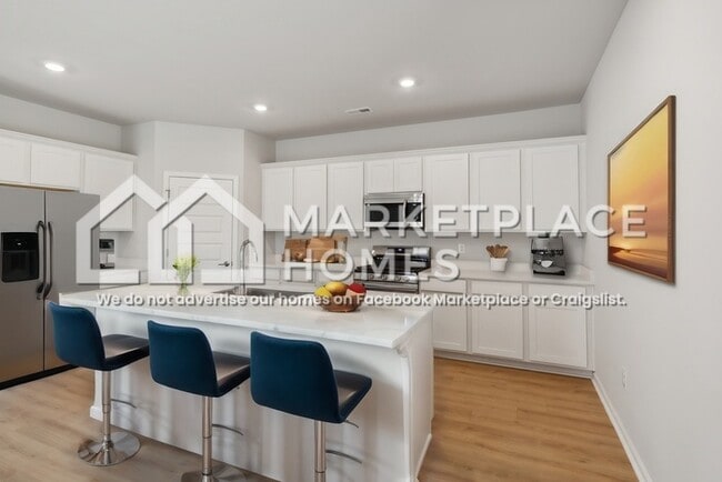 Building Photo - 313 McHenry Dr