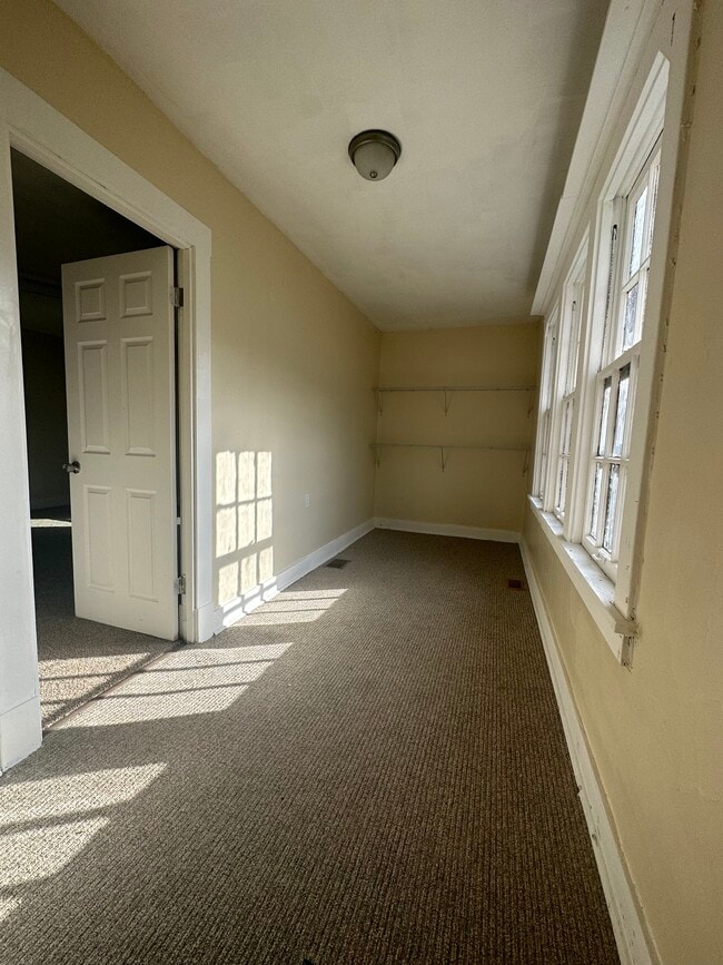 Bonus Room - 1043 Wade St