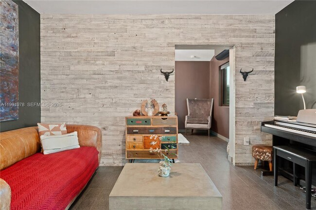 Building Photo - 4315 SW 97th Ct