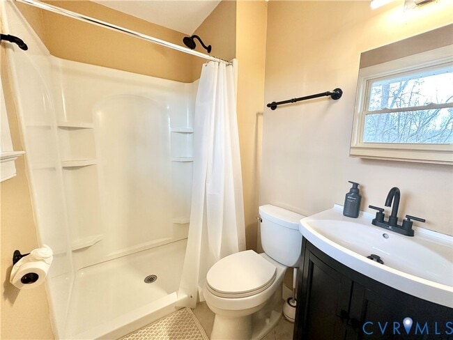 Building Photo - 6737 Rural Point Rd