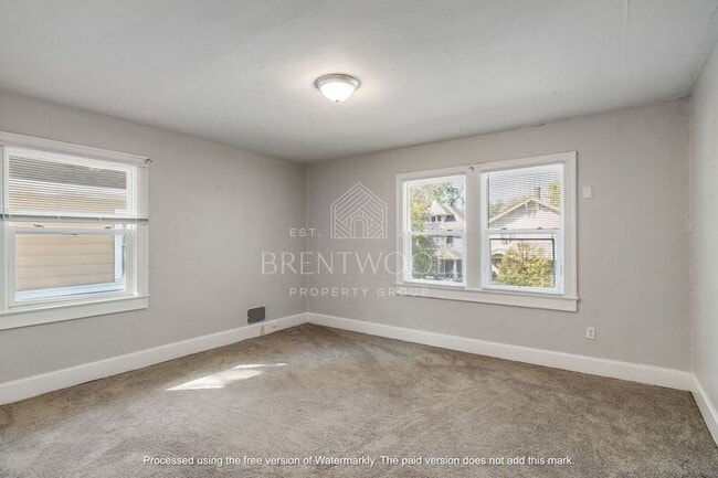 Building Photo - 3039 N Delaware St