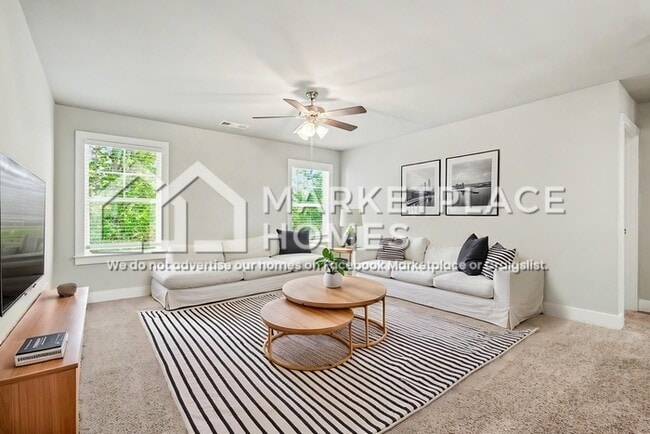 Building Photo - 225 Melba Ln