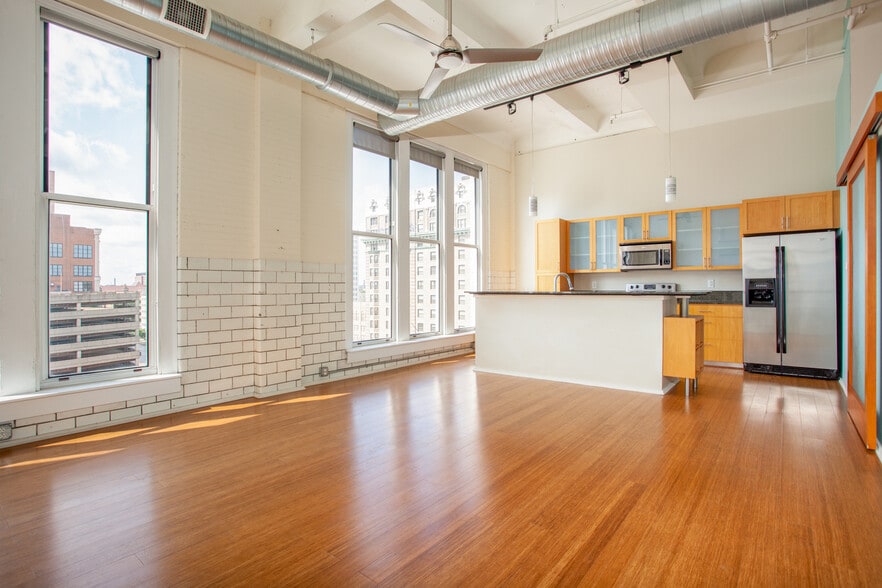 Building Photo - 1136 Washington Ave