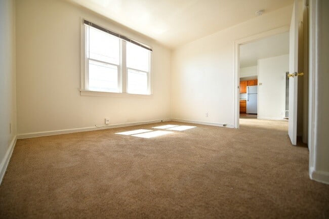 Building Photo - 2721 California St